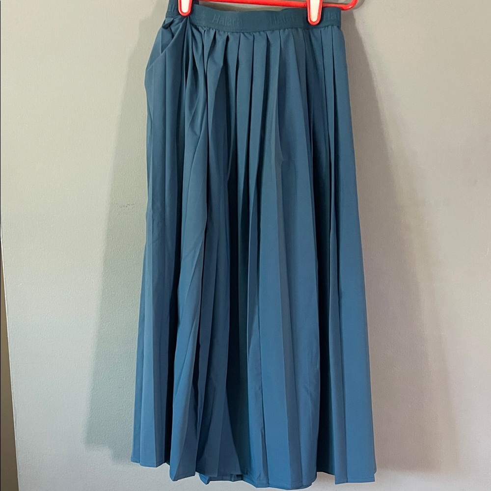 HALARA Blue Pleated A-Line Skirt
